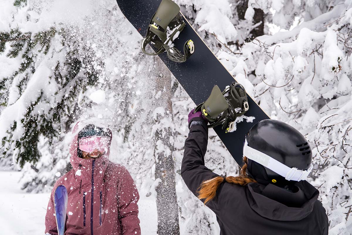 Women's snowboard jacket (testing waterproofing)